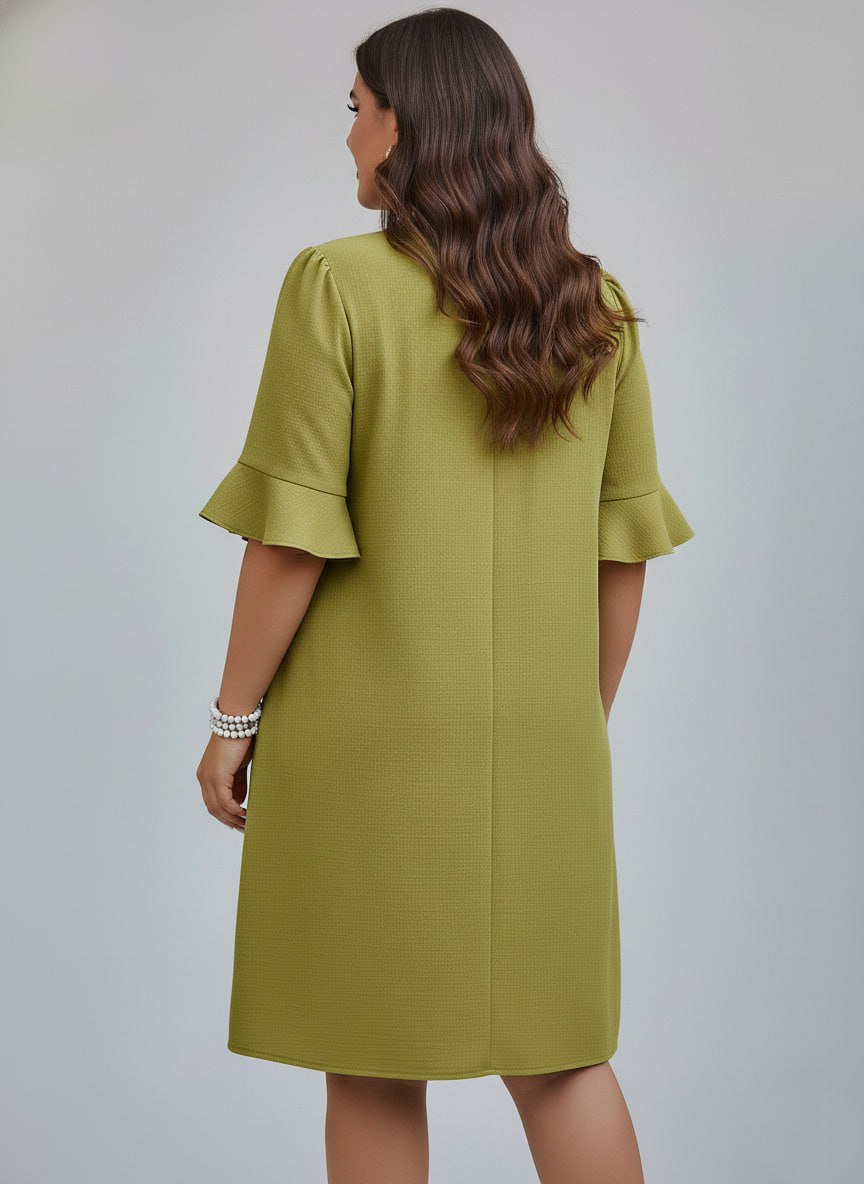 V-Neck Ruffle Short Sleeve Dress ow NEW - Image 7