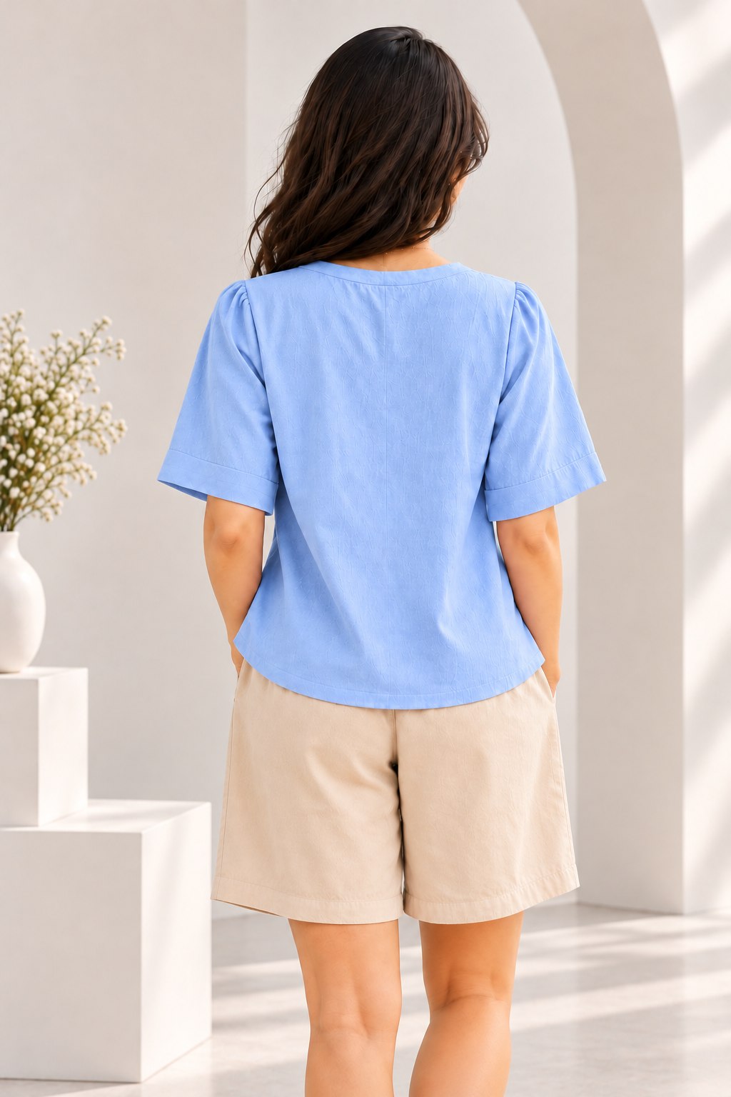 Lovshy Classy Women's Top And Shorts Combo - Image 9